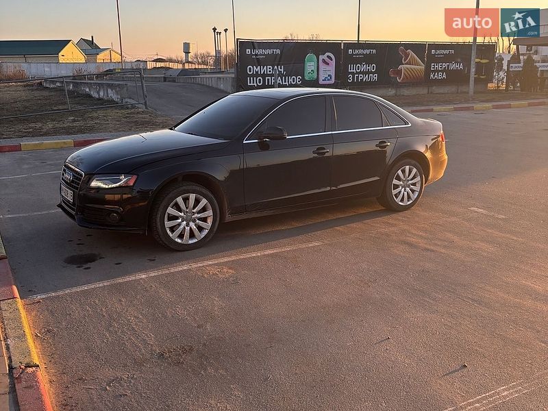 Седан Audi A4 2010 в Полтаві