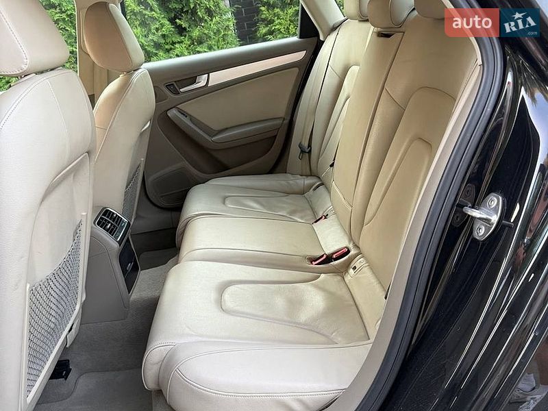Седан Audi A4 2010 в Полтаві