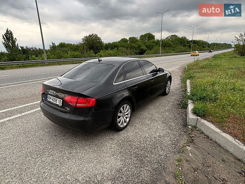 Седан Audi A4 2010 в Полтаві