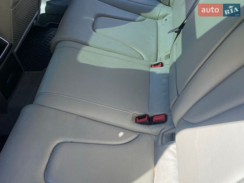 Универсал Audi A4 2011 в Киеве
