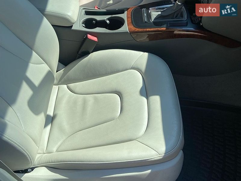 Универсал Audi A4 2011 в Киеве