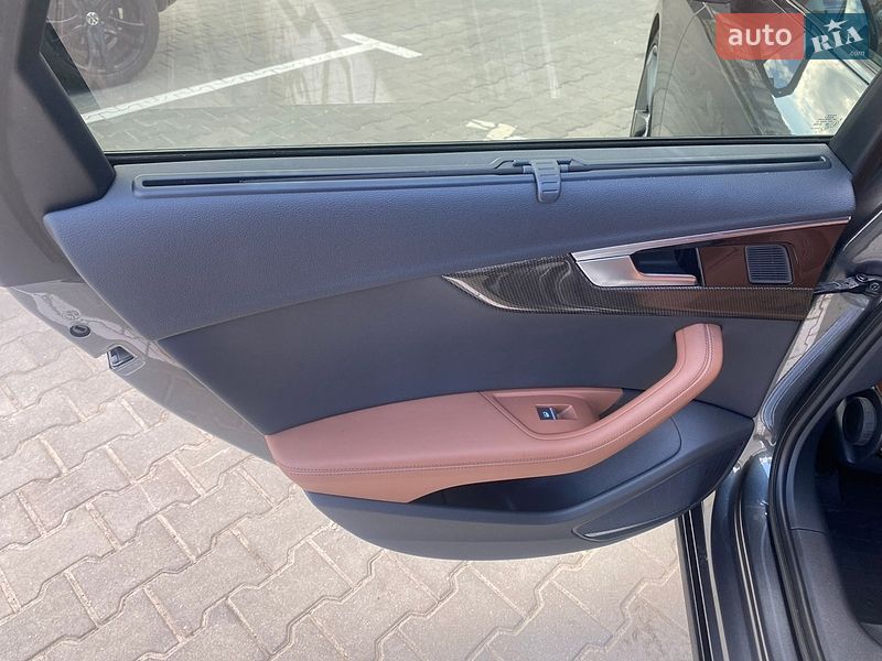 Универсал Audi A4 2020 в Хмельницком