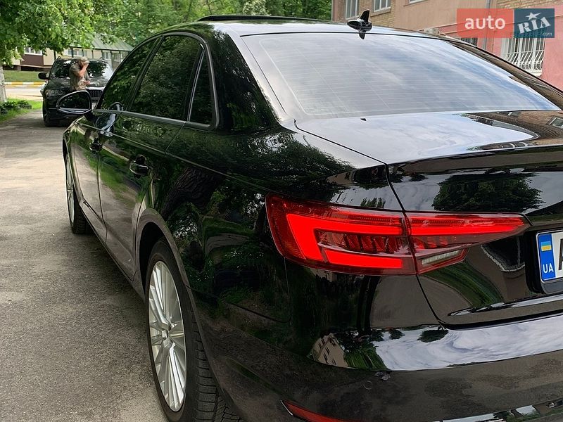 Седан Audi A4 2016 в Ірпені