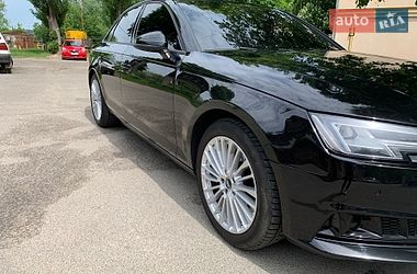 Седан Audi A4 2016 в Ірпені