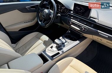 Седан Audi A4 2016 в Львове