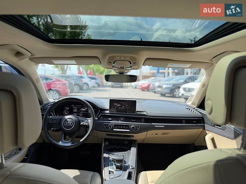 Седан Audi A4 2016 в Львове