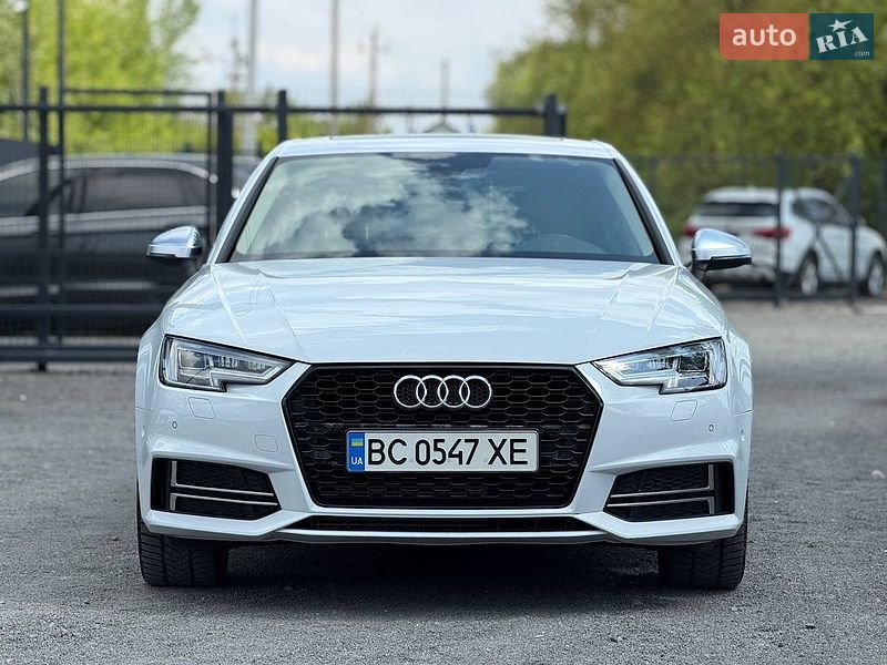 Седан Audi A4 2016 в Львове