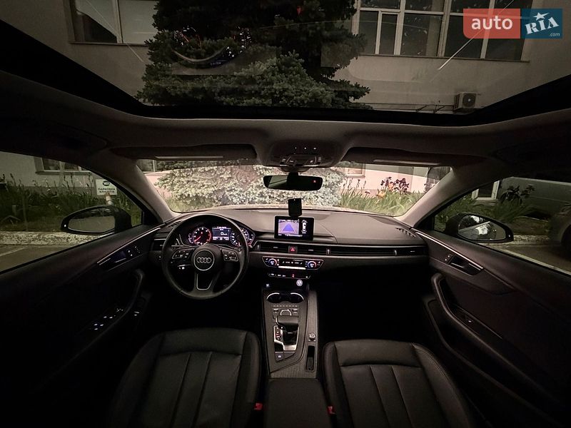 Седан Audi A4 2016 в Киеве