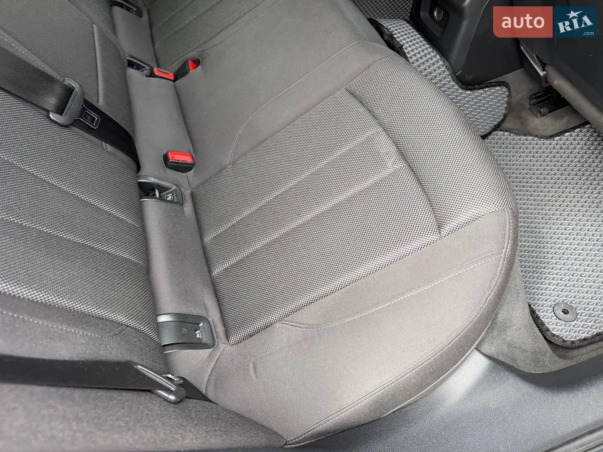 2016 Audi A4 - мініатюра 50