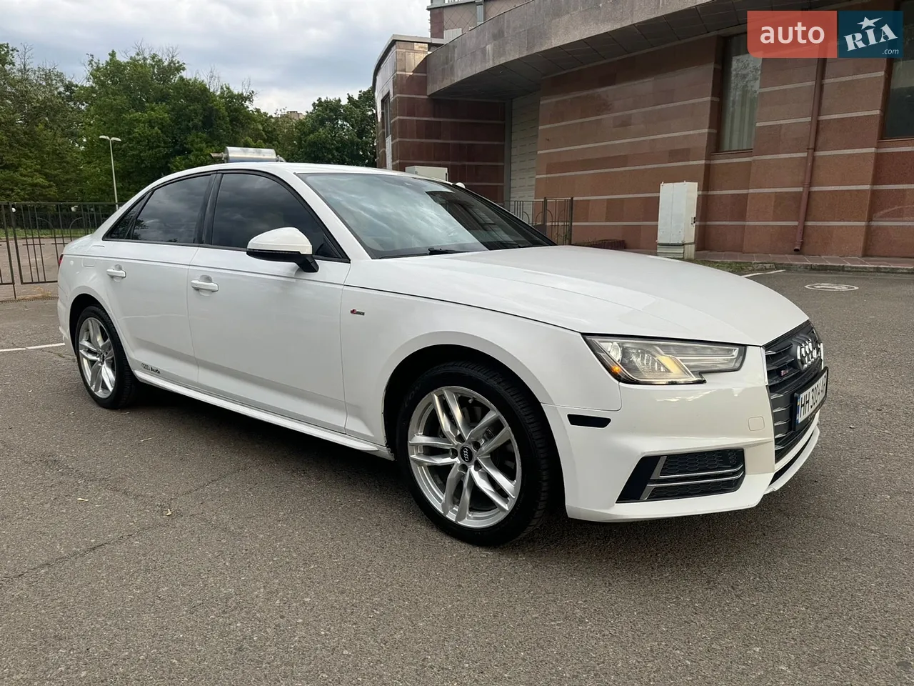 2015 Audi A4 - мініатюра 29