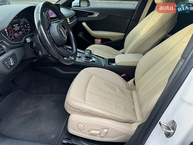 Седан Audi A4 2016 в Одессе