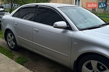 Седан Audi A4 2004 в Долине