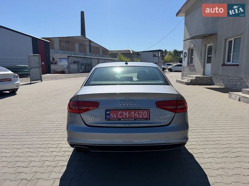 Седан Audi A4 2014 в Луцке