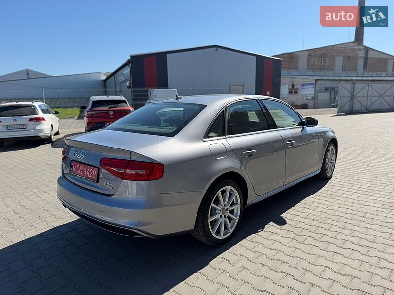 Седан Audi A4 2014 в Луцке