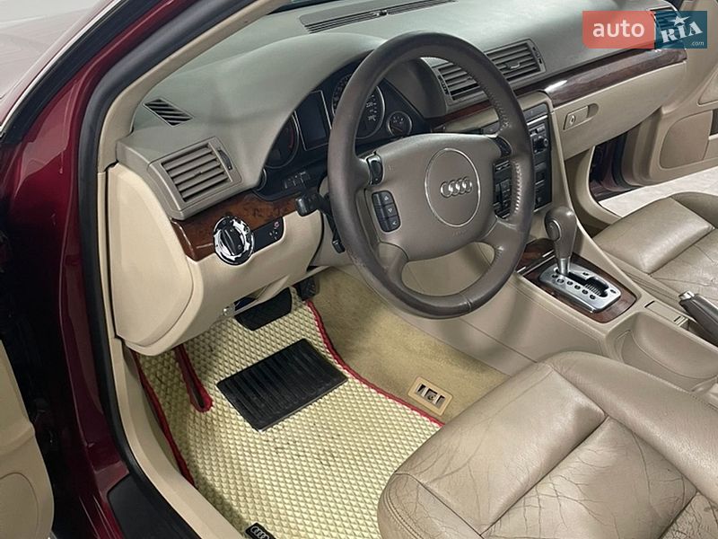 Седан Audi A4 2003 в Львове