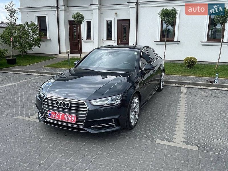 Седан Audi A4 2017 в Львове