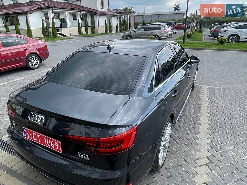 Седан Audi A4 2017 в Львове