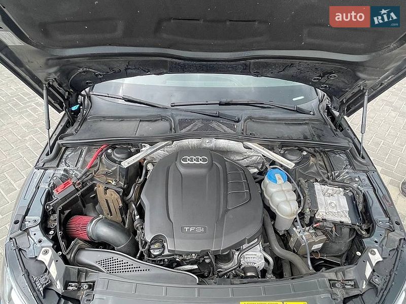 Седан Audi A4 2017 в Львове