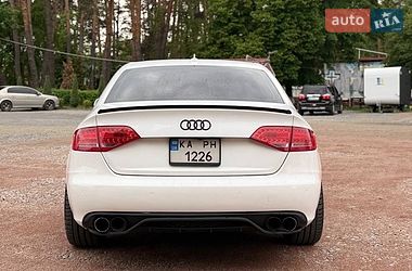 Седан Audi A4 2011 в Ирпене