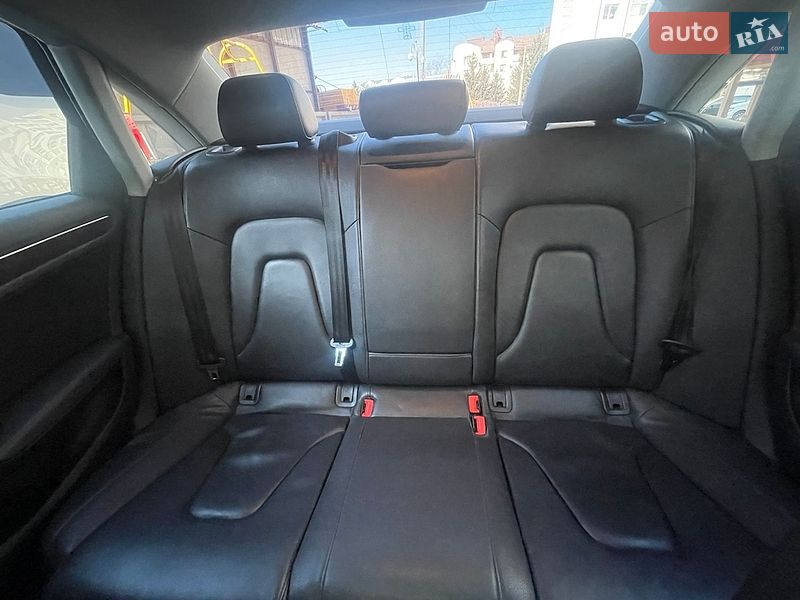 Седан Audi A4 2015 в Івано-Франківську