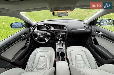Седан Audi A4 2012 в Тернополе