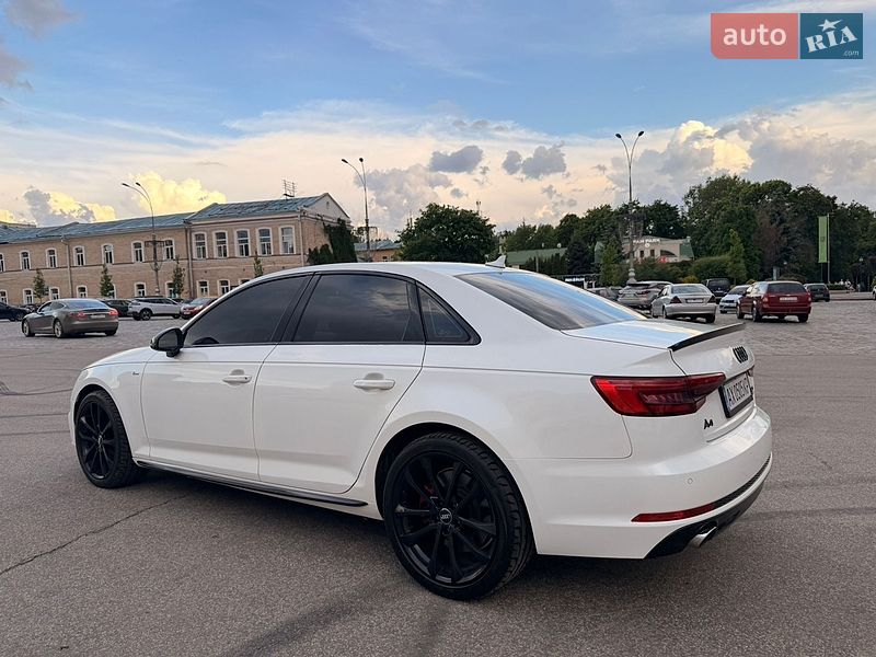 Седан Audi A4 2016 в Харькове