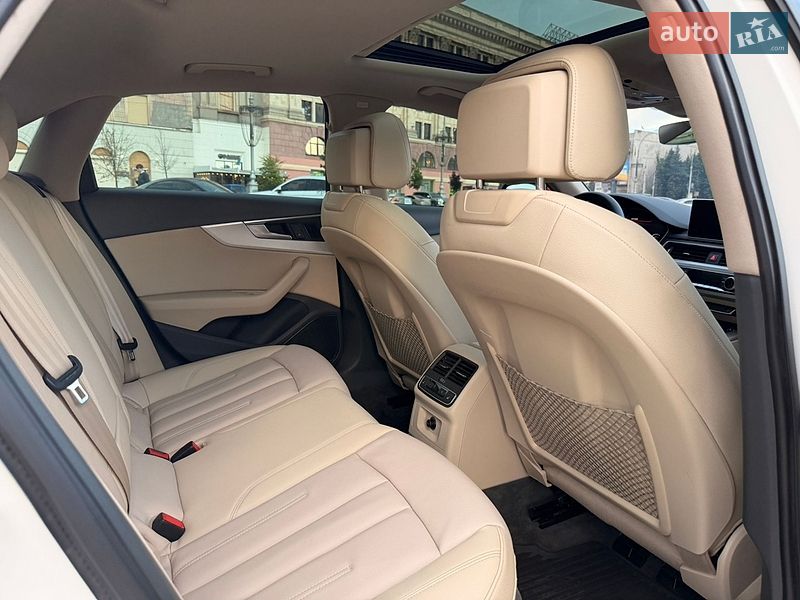 Седан Audi A4 2016 в Харькове