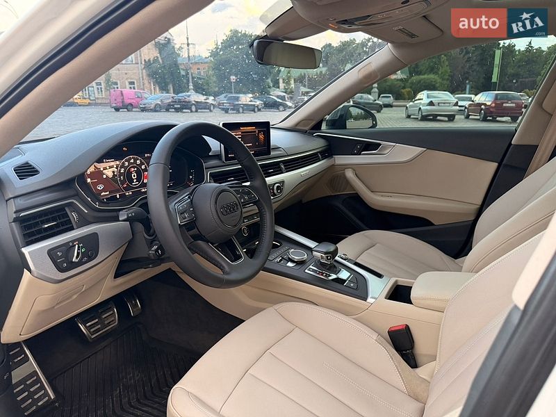 Седан Audi A4 2016 в Харькове