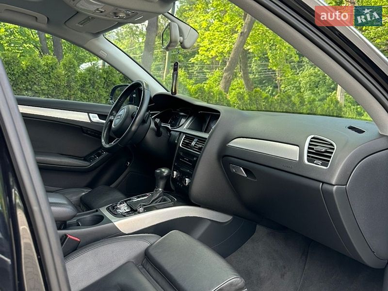Седан Audi A4 2013 в Вінниці