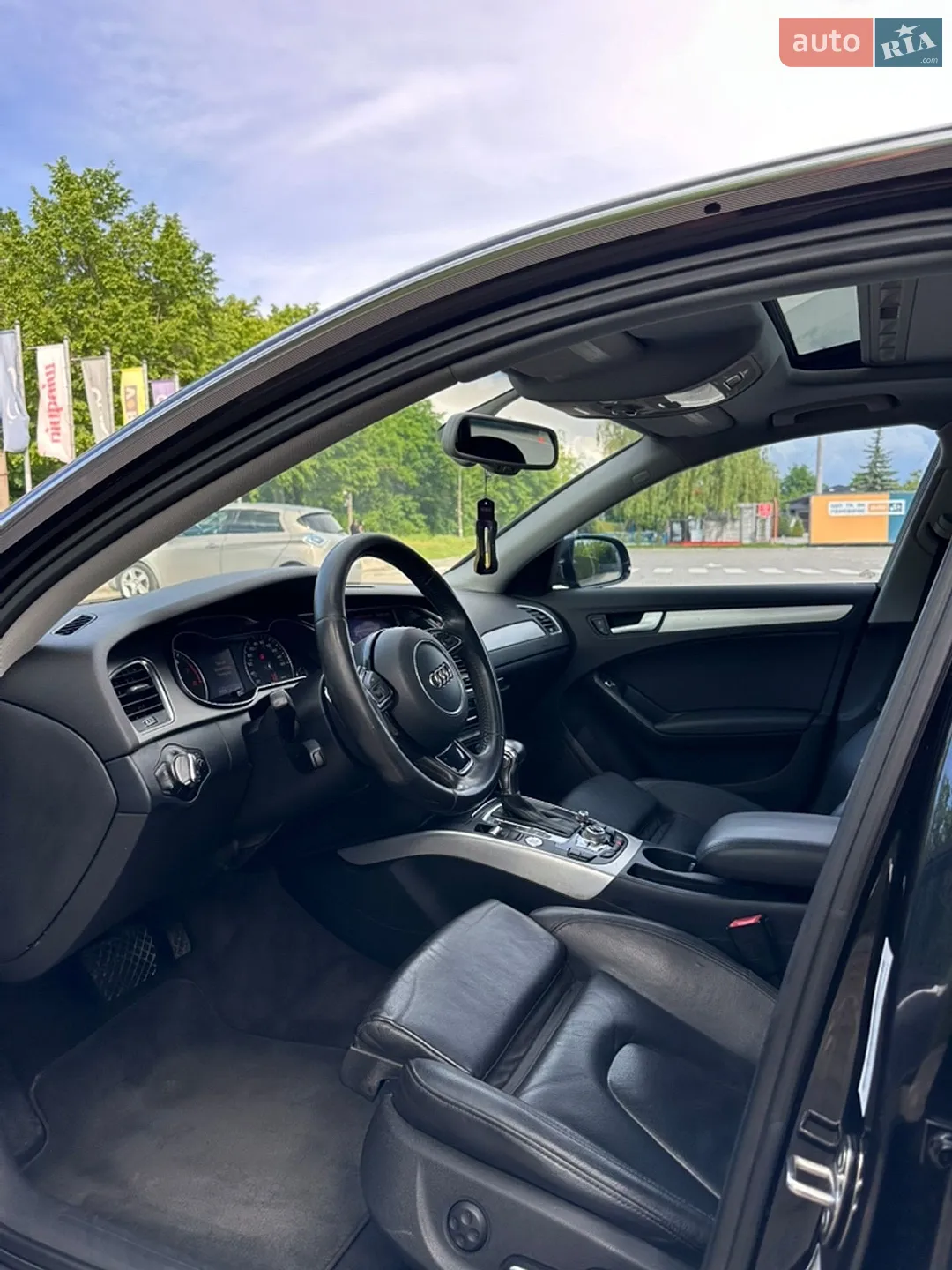 2013 Audi A4 - мініатюра 16