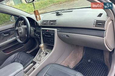 Седан Audi A4 2000 в Львові