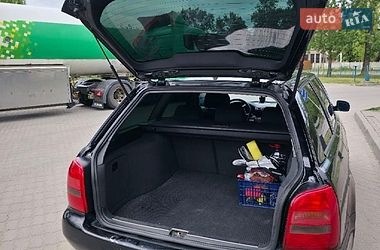 Універсал Audi A4 1998 в Калуші