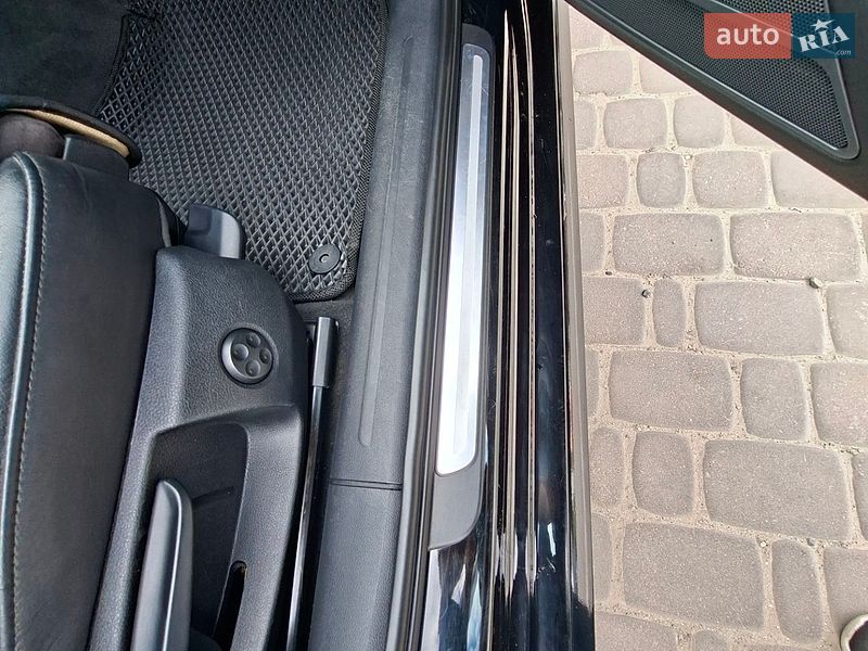 Седан Audi A4 2012 в Яворове