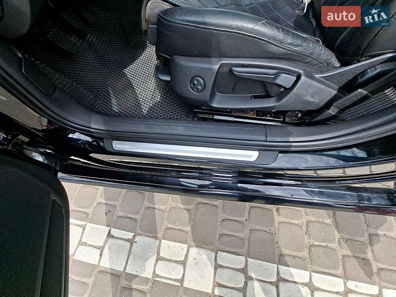 Седан Audi A4 2012 в Яворове