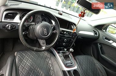 Седан Audi A4 2012 в Яворове