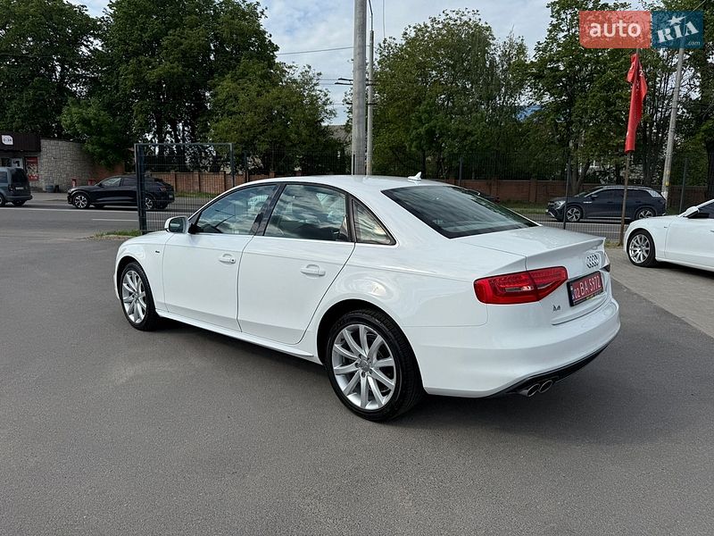 Седан Audi A4 2014 в Вінниці
