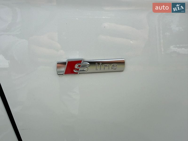 Седан Audi A4 2014 в Вінниці