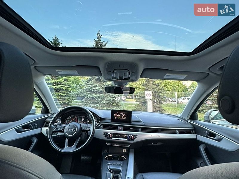 Седан Audi A4 2016 в Львове