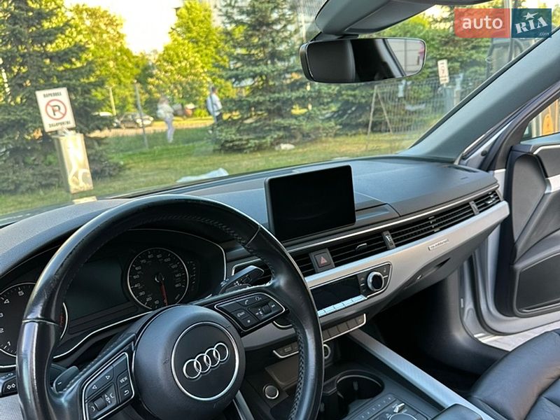 Седан Audi A4 2016 в Львове
