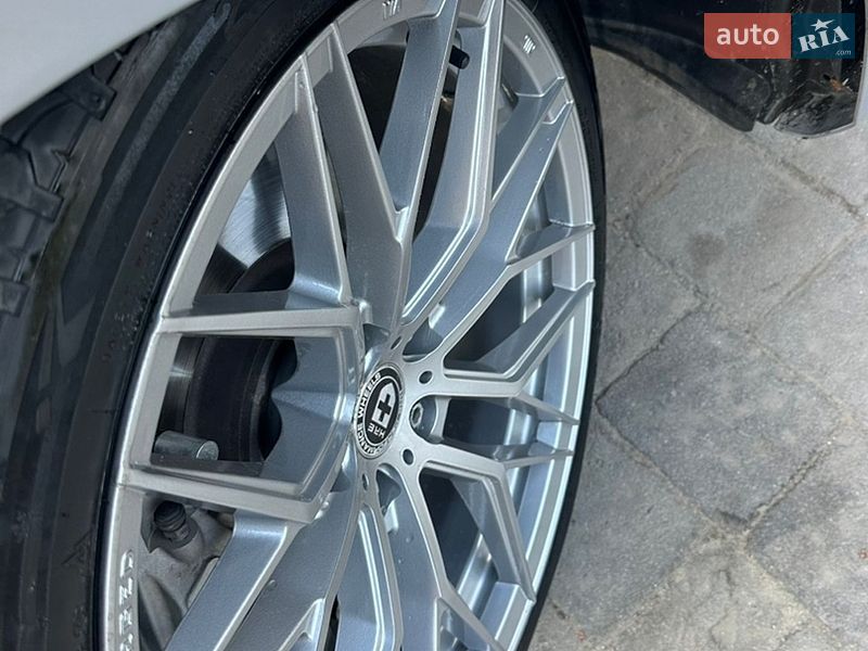 Седан Audi A4 2016 в Львове фото 47 Седан Audi A4 2016 в Львове