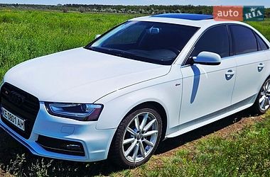 Седан Audi A4 2014 в Днепре