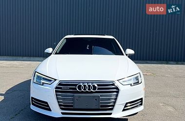 Седан Audi A4 2016 в Харкові