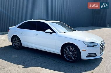 Седан Audi A4 2016 в Харкові