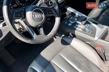 Седан Audi A4 2016 в Харкові