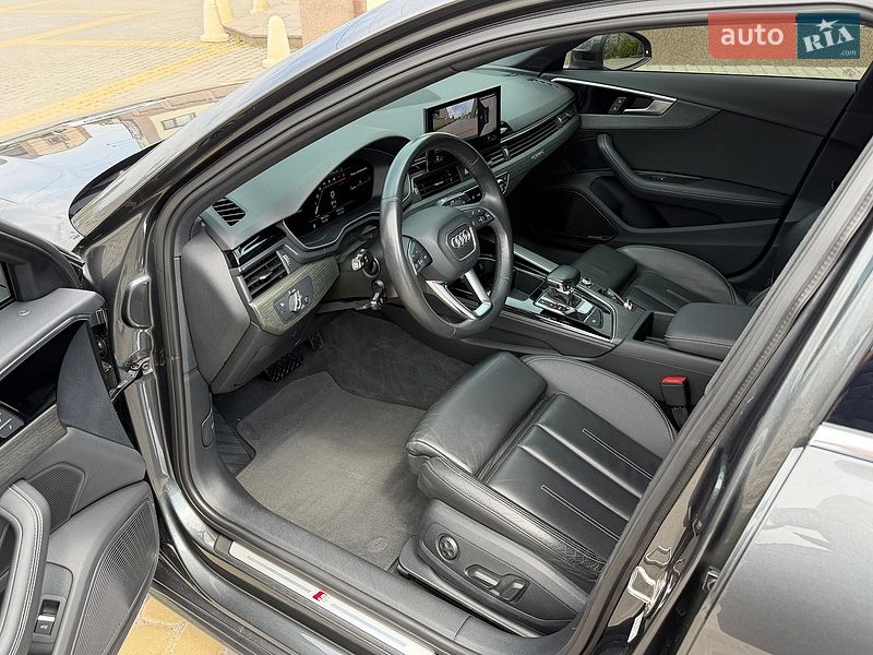 Седан Audi A4 2023 в Вінниці