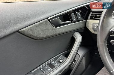 Седан Audi A4 2023 в Вінниці