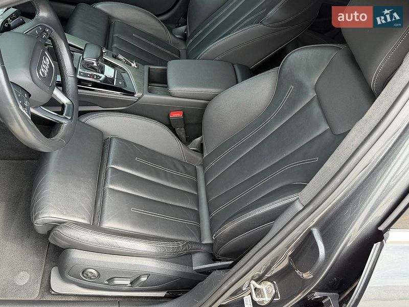 Седан Audi A4 2023 в Вінниці