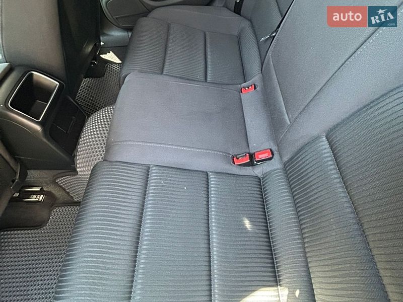 Седан Audi A4 2013 в Киеве