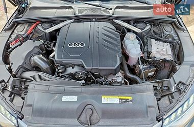 Седан Audi A4 2021 в Львові