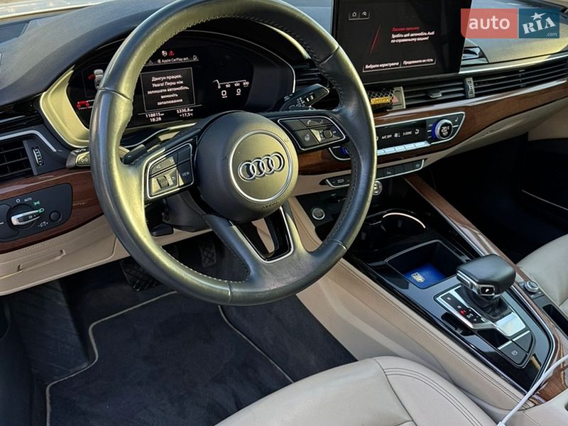 Седан Audi A4 2020 в Виннице
